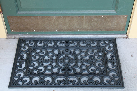 Entryway Mat vs Door Mat: Why Many Homes Need Both