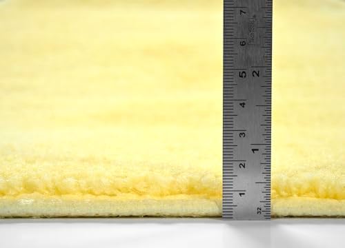 Garland Rug Traditional Nylon Washable Rubber Ducky Yellow2 Bath Rugs (17" X 24", 21" X 34") - Soft, Absorbent, and Stylish for Your Bathroom - Image 4