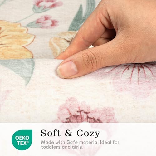 Scalloped Floral Rug 4x6, Sage Green Washable Girls Bedroom Rug - Image 2