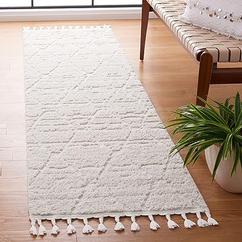 SAFAVIEH Marrakesh Collection Runner Rug - 2'2" x 16', Beige, Moroccan Trellis Design with Tassel Detail, Non-Shedding & Easy to Clean, Ideal for Hallway, Foyer, Entryway, Bedside (MRK517C) by Unknown