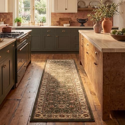 SAFAVIEH Lyndhurst Runner Rug 2'3"x18', Sage & Ivory LNH212C by Unknown