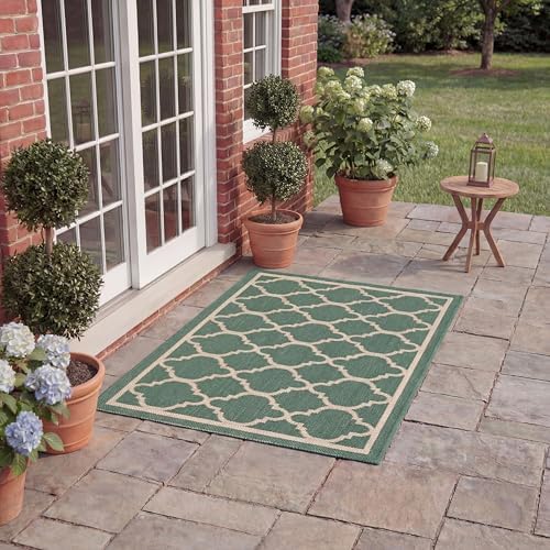 SAFAVIEH Washable Rug Outdoor Courtyard Collection - 2'3" x 5', Dark Green & Beige, Non-Shedding & Easy Cleaning, Ideal for Patio, Front Door, Entryway, Mudroom, Doormat (CY6918-322) by Unknown