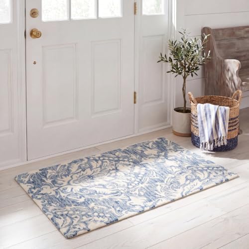 SAFAVIEH Blossom Collection 2' x 3' Blue/Ivory BLM107B Handmade Premium Wool Entryway Living Room Foyer Bedroom Kitchen Accent Rug by Unknown