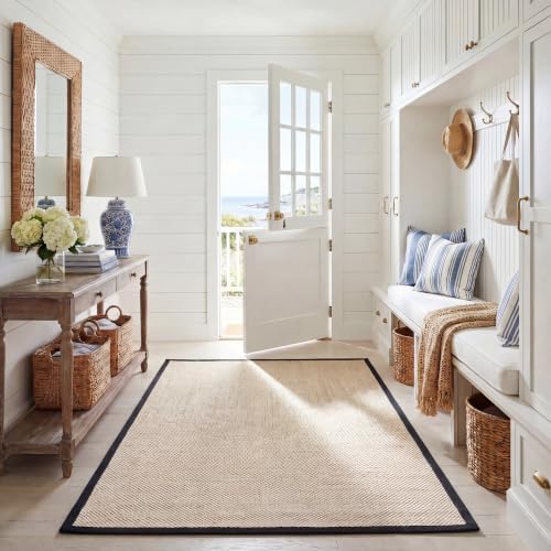 SAFAVIEH Natural Fiber Area Rug 6x9, Sisal Textured Marble & Black NF143A by Unknown
