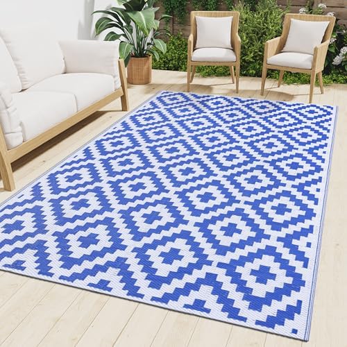 Smiry Outdoor Rug 4x6 ft Waterproof Reversible Boho Mat, White & Blue by Smiry