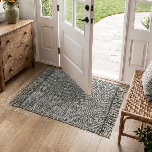 Collive Modern Farmhouse Bathroom Rug, 2' x 3' Small Entryway Rugs - Image 3