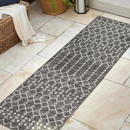 JONATHAN Y Moroccan Geometric Indoor Outdoor Runner Rug 2X8 Black/Gray, Ourika Textured Weave for Backyard, Patio, Porch, Easy-Cleaning, High Traffic, Pet-Friendly, Non-Shedding (SMB108F-28) - Image 3