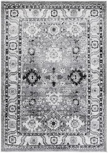 SAFAVIEH Vintage Hamadan Area Rug 5'3"x7'6", Grey & Black VTH214K - Image 3