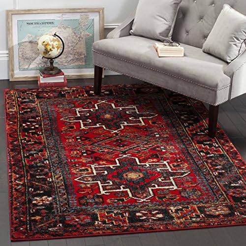 SAFAVIEH Vintage Hamadan Area Rug 4x6, Red & Multi VTH211A by Unknown
