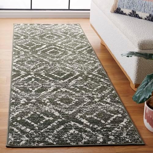 SAFAVIEH Runner Rug 2'6"x6' - Adirondack Collection - Contemporary Design, Dark Green & Ivory, Non-Shedding & Easy Cleaning, Ideal for Living Room, Bedroom, Entryway, Hallway (ADR108W) by Unknown