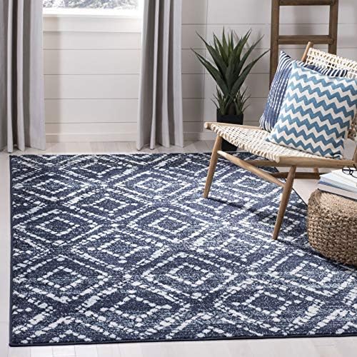 SAFAVIEH Adirondack Area Rug 4'x6', Boho Navy & Ivory ADR131N by Unknown