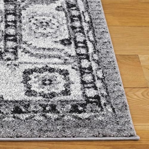 SAFAVIEH Vintage Hamadan Area Rug 5'3"x7'6", Grey & Black VTH214K - Image 6