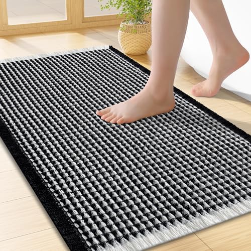 Smiry Waffle Bath Mat 24X16, Soft Absorbent Bathroom Rugs, Black & Cream by Smiry